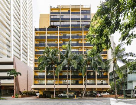 Exterior view of the Bamboo Waikiki resort