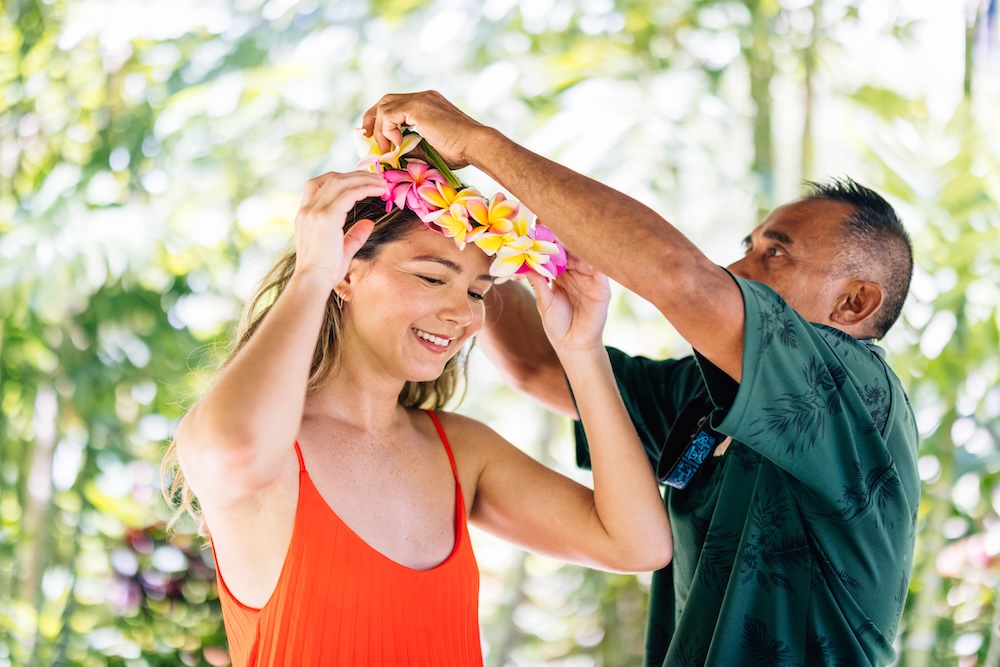 gifting a lei